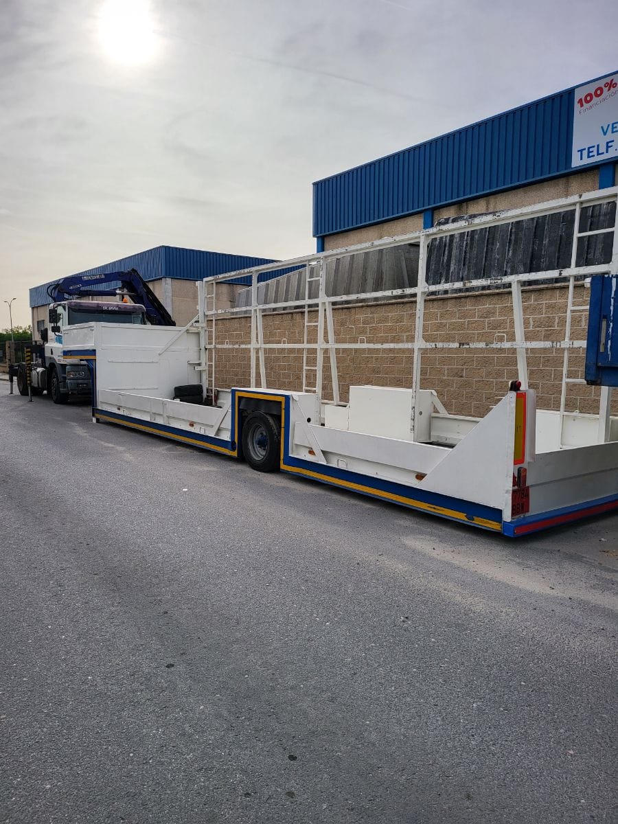 transporte semirremolque para piscinas grandes